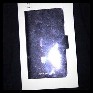 Black leather Michael Kors iPhone 6/7 case wallet